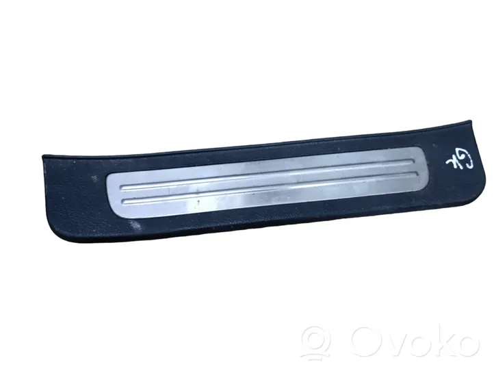 Hyundai Santa Fe Rear sill trim cover 858752B000