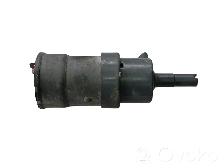 Audi 80 90 B2 Pompa spryskiwacza lampy przedniej 431955679A