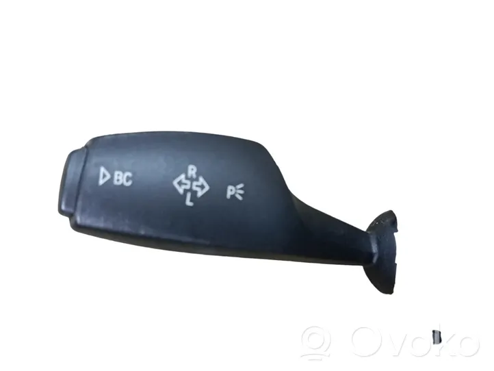 BMW 1 F20 F21 Pyyhkimen/suuntavilkun vipukytkin LZ924228102