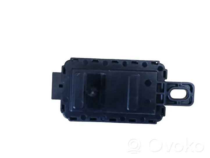 BMW 5 G30 G31 Centralina/modulo chiusura centralizzata portiere 6844045