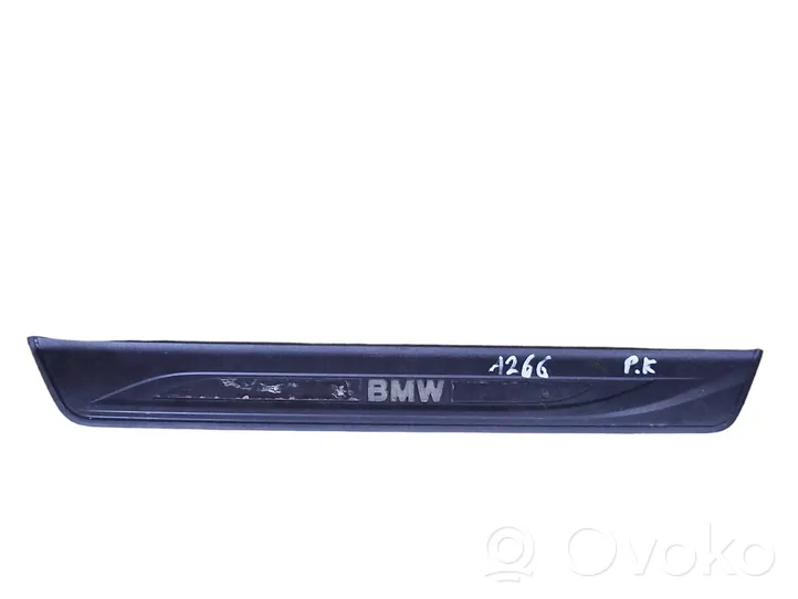 BMW 5 F10 F11 Copertura del rivestimento del sottoporta anteriore 7203607