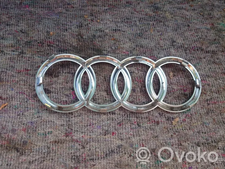 Audi A5 8T 8F Logo, emblème, badge 