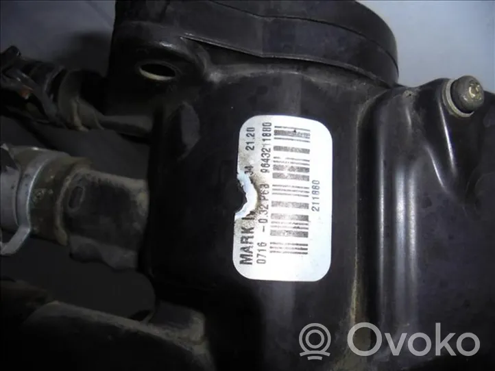 Peugeot 307 Termostaatin kotelo 9643211880