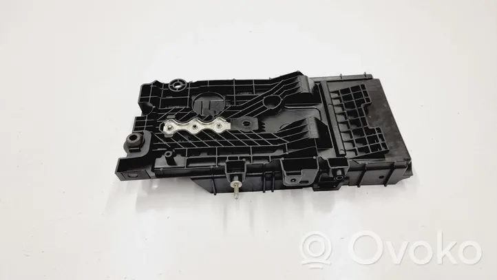 Ford Mondeo MK V Vassoio scatola della batteria DG93-10723-AE