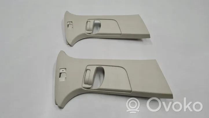 Ford Focus Rivestimento montante (B) (fondo) BM51-A24582