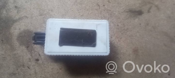 Volvo V70 Door central lock control unit/module 31252988