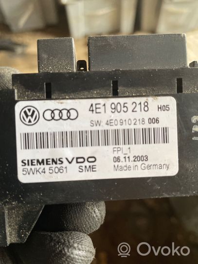 Audi A8 S8 D3 4E Bouton poussoir de démarrage du moteur 4E1905218