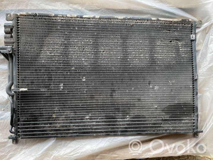 Audi A8 S8 D3 4E Gaisa kondicioniera dzeses radiators 4E0260401K