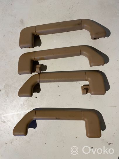 Porsche Cayenne (9PA) Un set di maniglie per il soffitto 7l0857607