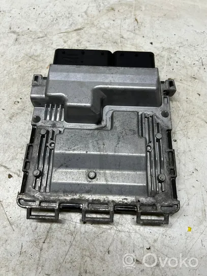 Mercedes-Benz C W204 Calculateur moteur ECU A2711500391