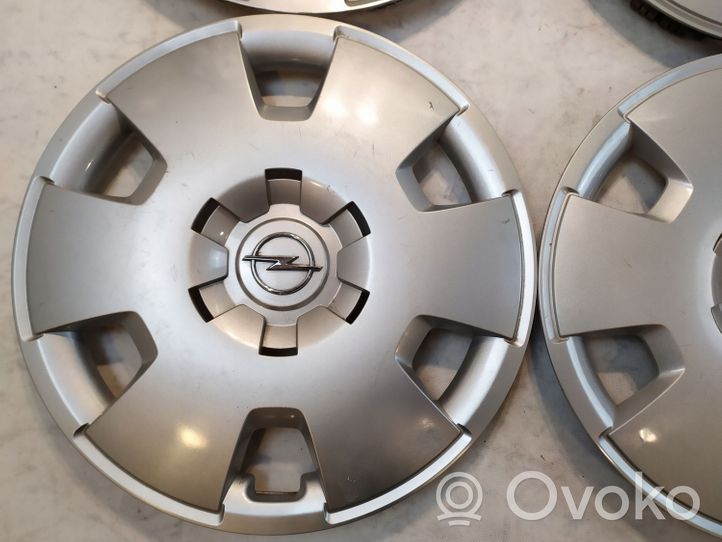 Opel Zafira C Mozzo/copricerchi/borchia della ruota R16 13209732