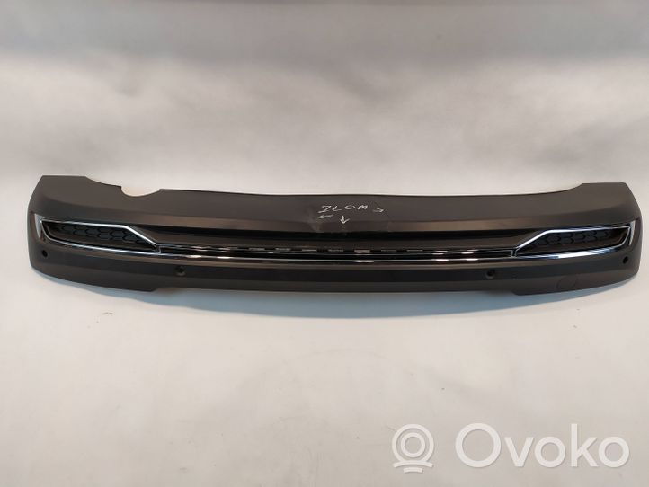 Hyundai i30 Moulure inférieure de pare-chocs arrière 86612-G4620