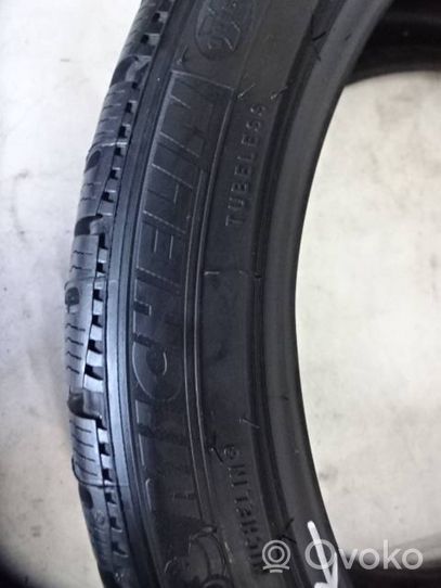 Toyota Land Cruiser (HDJ90) Opony zimowe R19 255/35R19