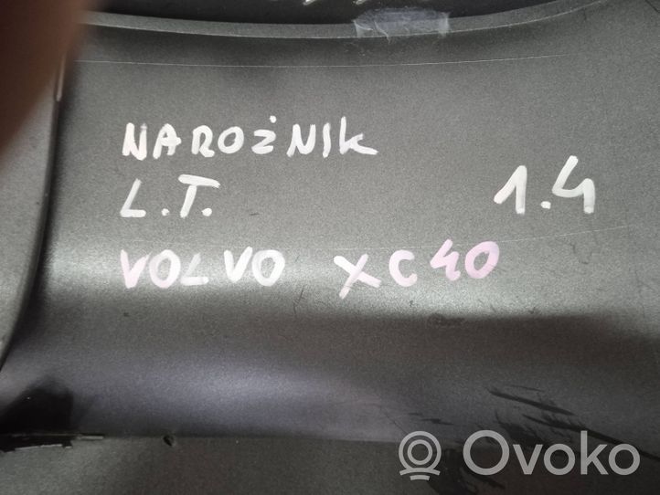 Volvo XC40 Rivestimento dell’estremità del parafango 