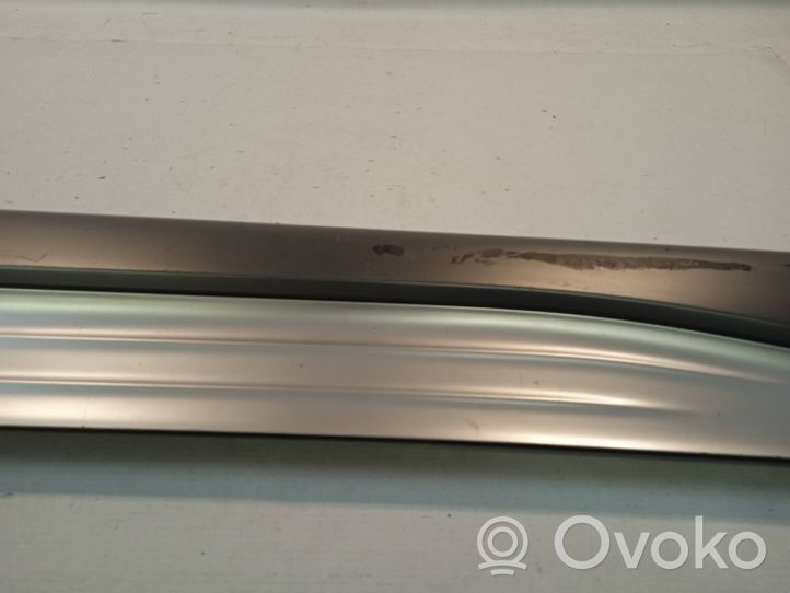 Hyundai Nexo Priekšpusē durvju dekoratīvā apdare (moldings) 87725M5000