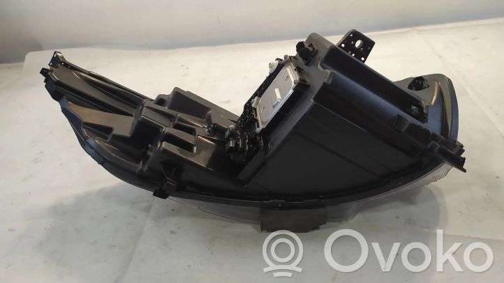 260601790R Renault Trafic III (X82) Headlight/headlamp, 152.94 € | RRR