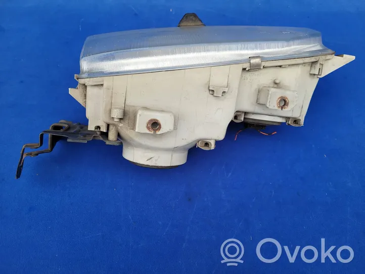 Honda Legend Lampa przednia 02350R20