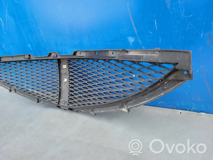 SsangYong Actyon Maskownica / Grill / Atrapa górna chłodnicy 7945132100