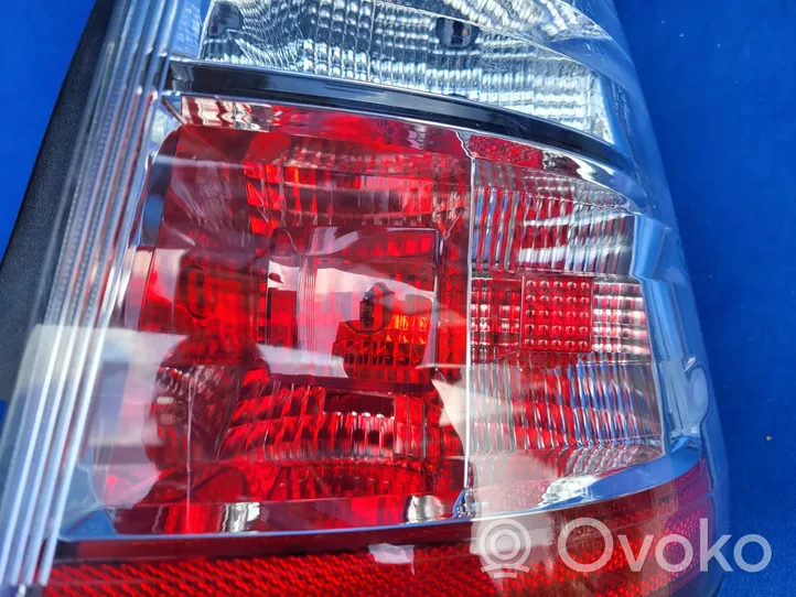 Toyota Prius (XW20) Lampa tylna 4714