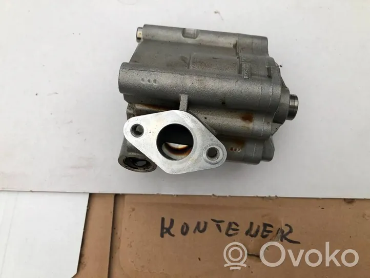 Ford Kuga III Oil pump 