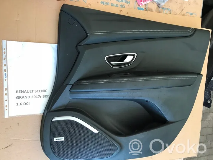 Renault Scenic IV - Grand scenic IV Front door card panel trim 