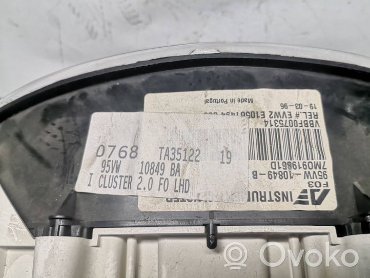 Volkswagen Sharan Licznik / Prędkościomierz 95VW10849B