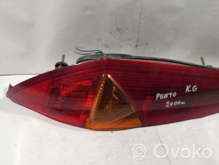 Fiat Punto (188) Luci posteriori 46794078