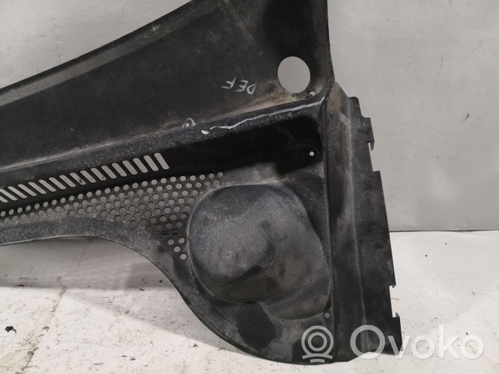 Volkswagen Jetta VI Rivestimento del tergicristallo 5C7819403