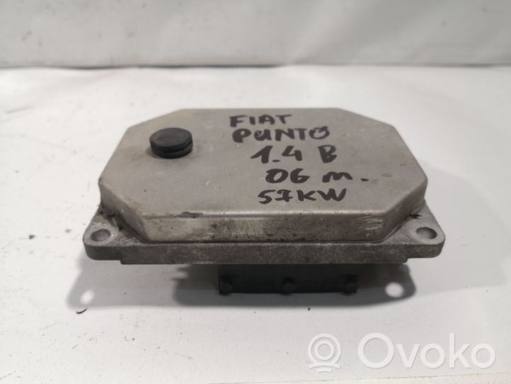 Fiat Punto (188) Sterownik / Moduł ECU 51784957