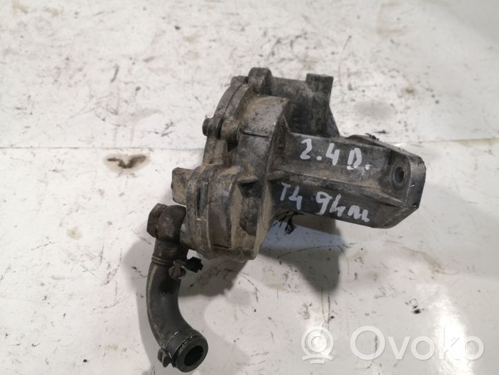 Volkswagen Transporter - Caravelle T4 Vacuum pump 075145100