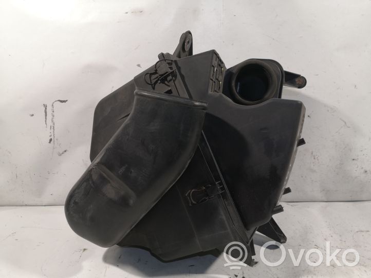 Audi A6 S6 C4 4A Oro filtro dėžė 4A0129620