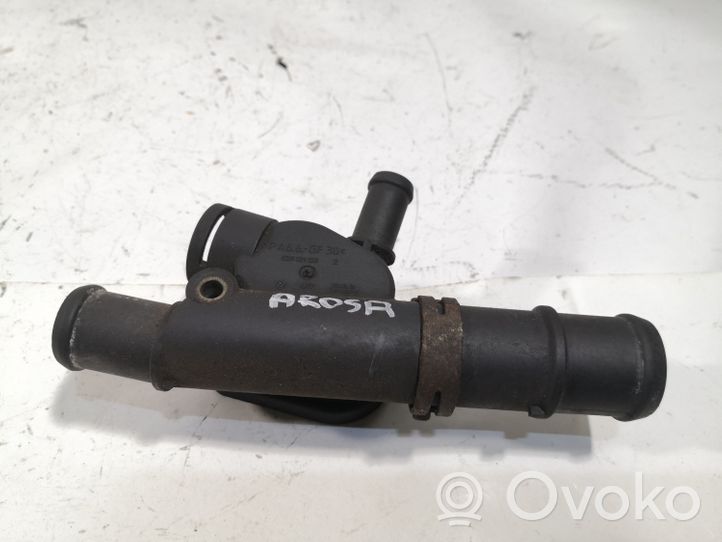 Seat Arosa Tubo flessibile del liquido di raffreddamento del motore 038121133