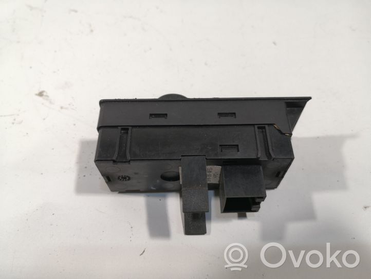 Audi A4 S4 B6 8E 8H Interrupteur / bouton multifonctionnel 8E0919721