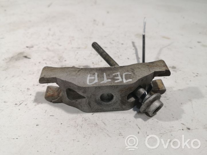 Volkswagen Jetta VI Fuel Injector clamp holder 03L216V300