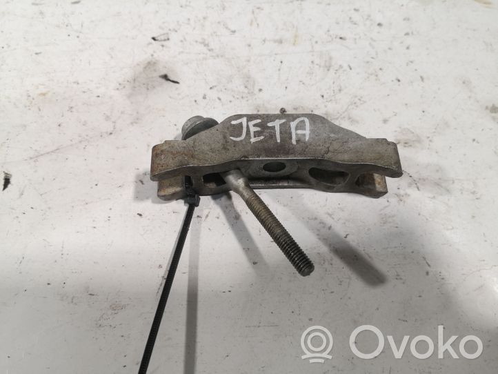 Volkswagen Jetta VI Fuel Injector clamp holder 03L216V300