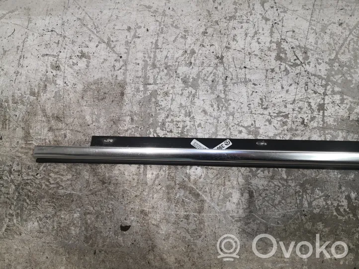 Audi A6 S6 C6 4F Guarnizione in gomma finestrino/vetro portiera anteriore 4F0853283