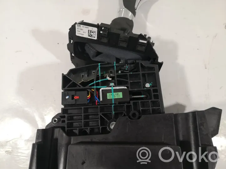 Opel Mokka X Gear selector/shifter (interior) 42566286