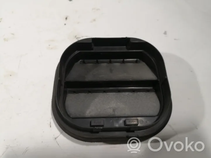 Opel Mokka X Quarter panel pressure vent 13502348