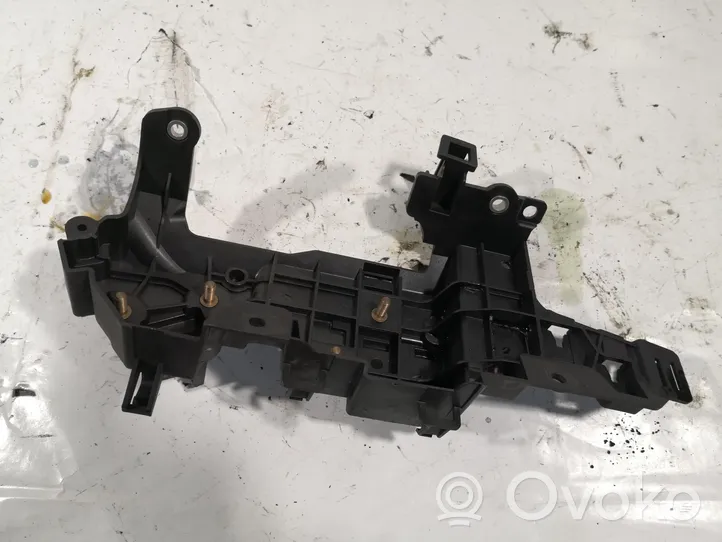 BMW X5 F15 Muu moottoritilan osa 13627823478