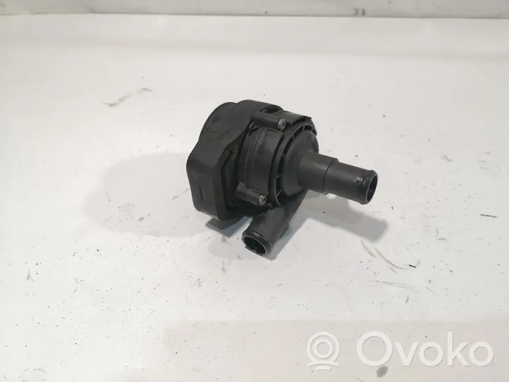 Mercedes-Benz C W204 Pompe à eau de liquide de refroidissement A2118350028