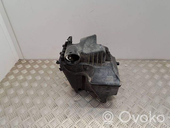 Mercedes-Benz A W169 Scatola del filtro dell’aria A2660940004