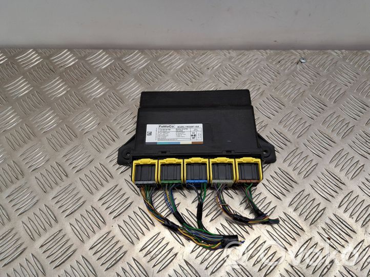 Volvo XC70 Comfort/convenience module 8G9N19G481AA