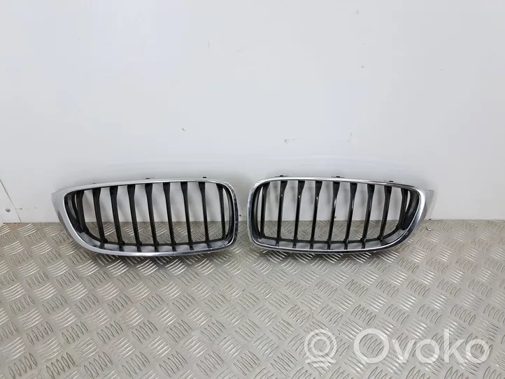 BMW 4 F32 F33 Grille calandre supérieure de pare-chocs avant 7294814