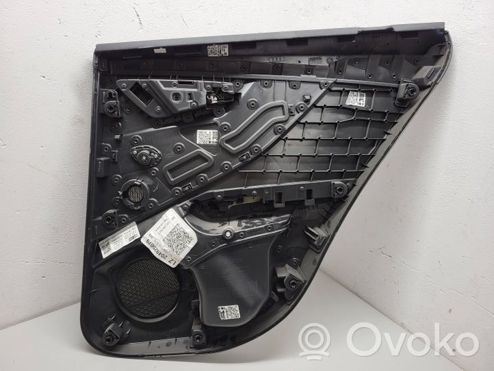 Audi Q2 - Takaoven verhoilu 81A867305