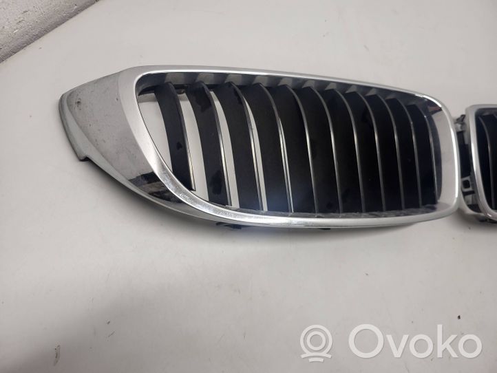 BMW 4 F32 F33 Maskownica / Grill / Atrapa górna chłodnicy 7294814