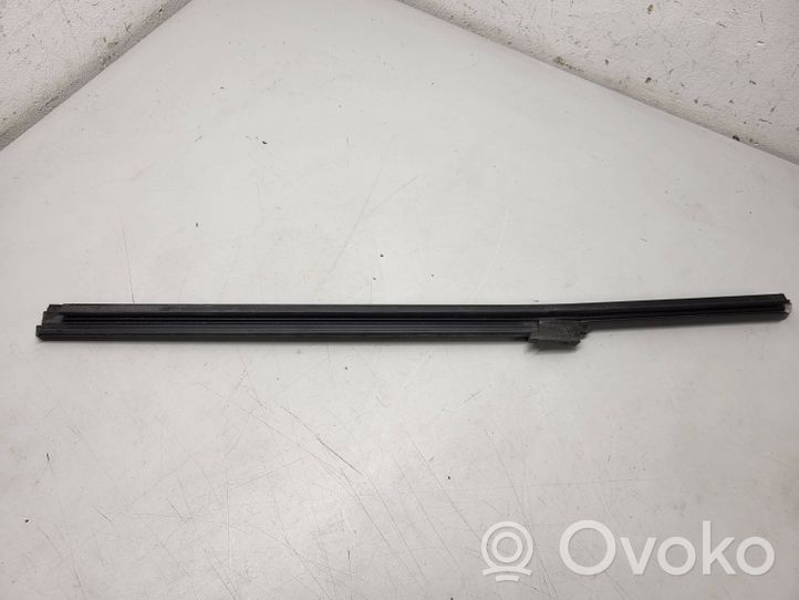 BMW X5 G05 Guarnizione in gomma finestrino/vetro portiera posteriore 7428693