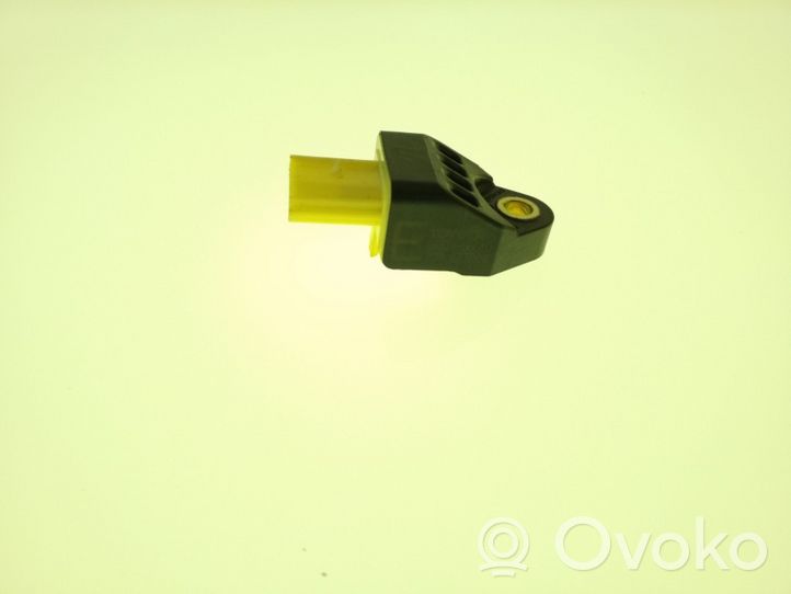 Toyota Camry Airbag deployment crash/impact sensor 8983106010