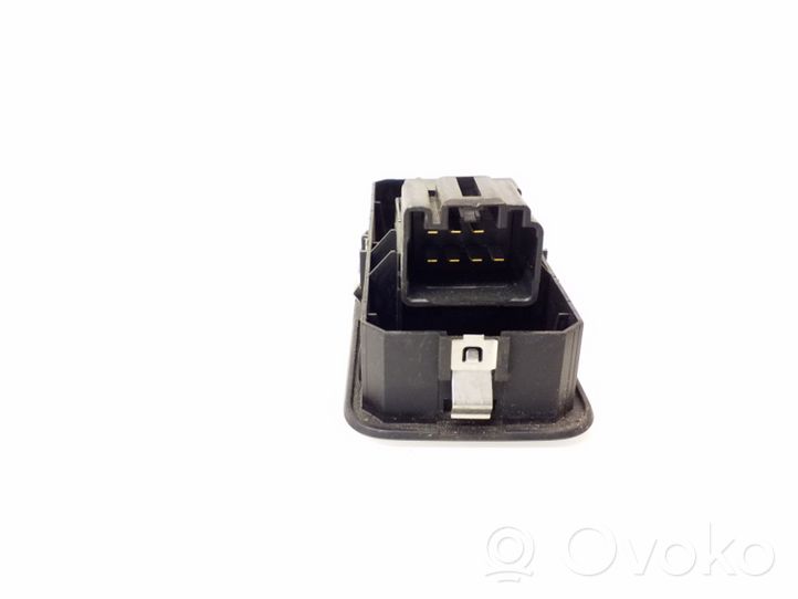 Land Rover Discovery 3 - LR3 Electric window control switch YUD501070PVJ