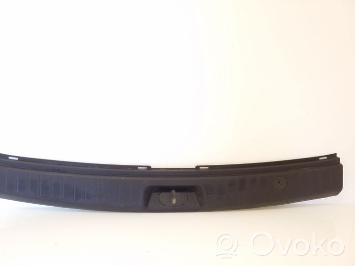 Hyundai Santa Fe Rivestimento di protezione sottoporta del bagagliaio/baule 857702B000