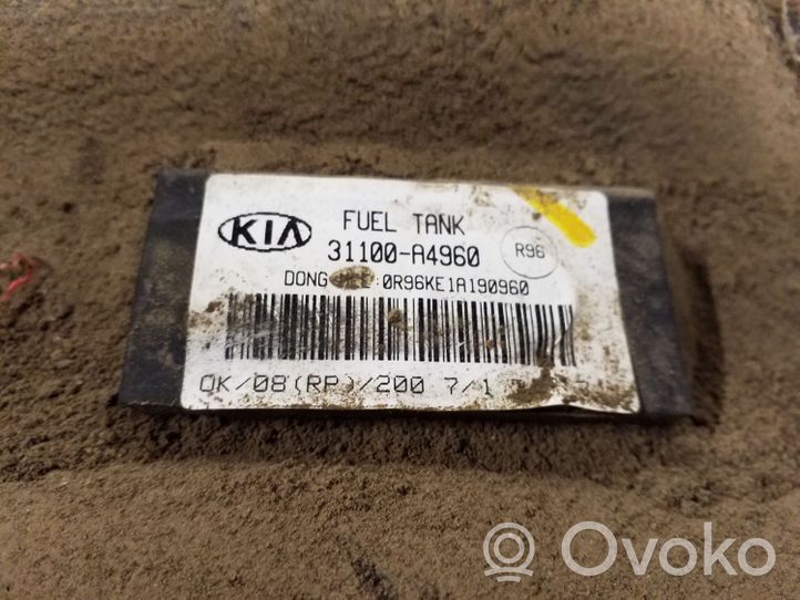 KIA Carens III Serbatoio del carburante 31100A4960